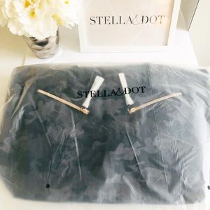 New- Stella & Dot Lady Boss Bag in Black Camo